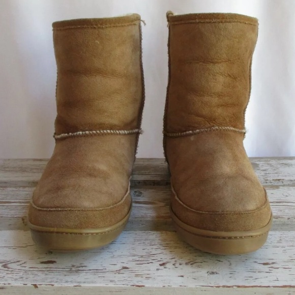 Minnetonka shearling fur suede tan boot not ugg - Picture 7 of 7